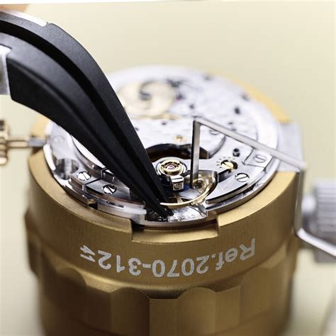 precio mantenimiento rolex|rolex watch maintenance cost.